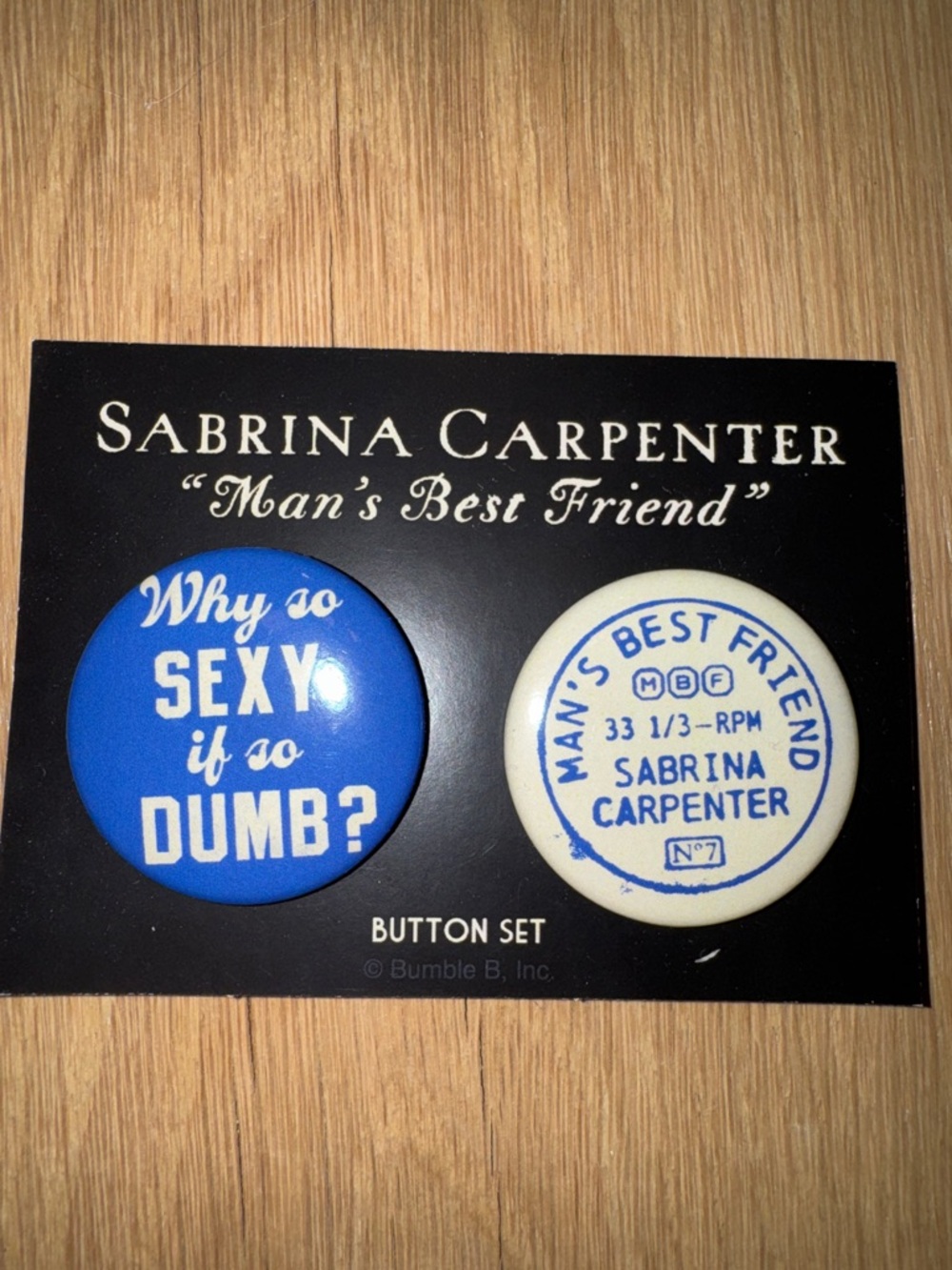 Sabrina Carpenter Blue & White Button Set - 'Man's Best Friend'